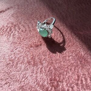 Elegant Silver and Green Gemstone Ring